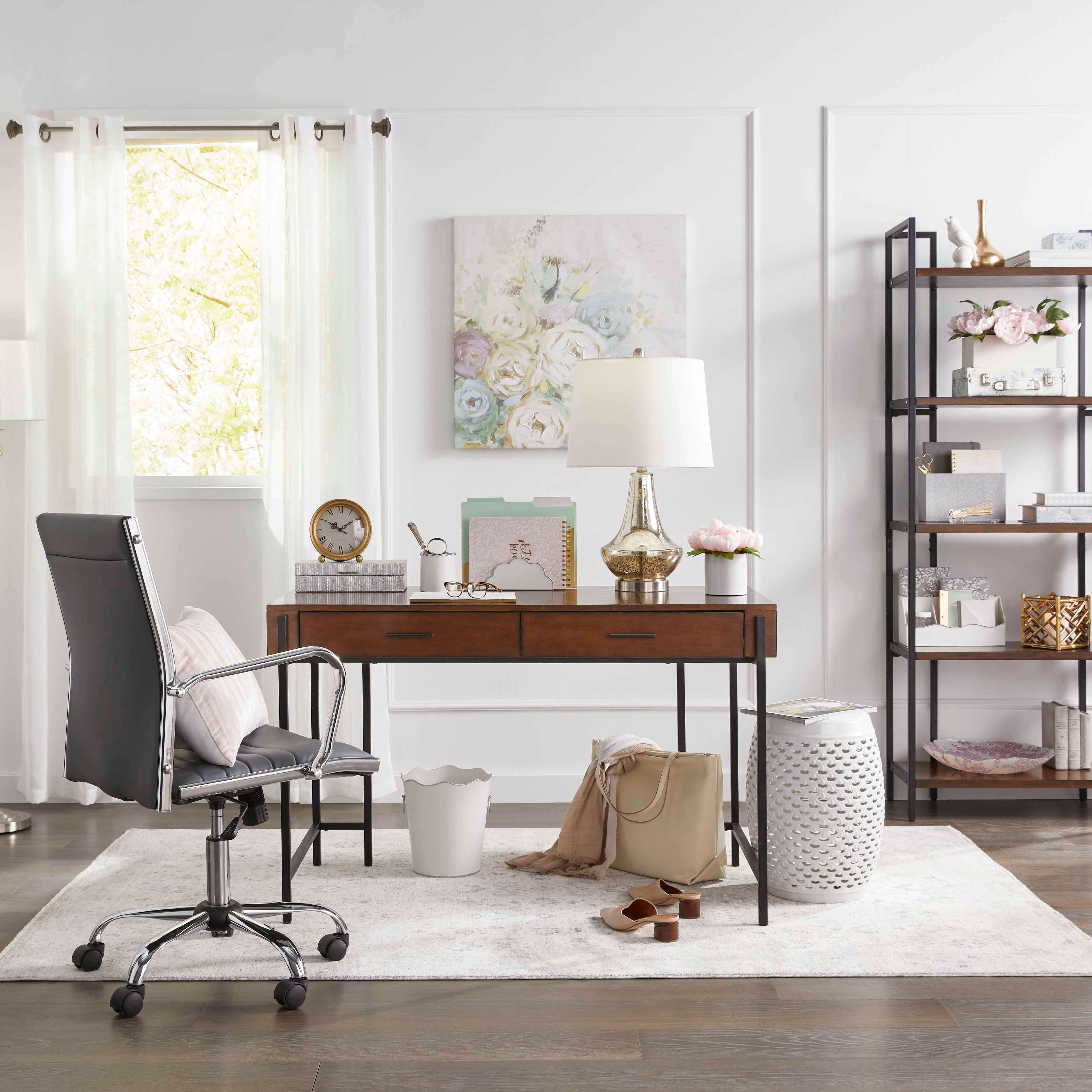 (A437) Honeybloom Penelope Distressed Look Grey Area Rug, 5x8