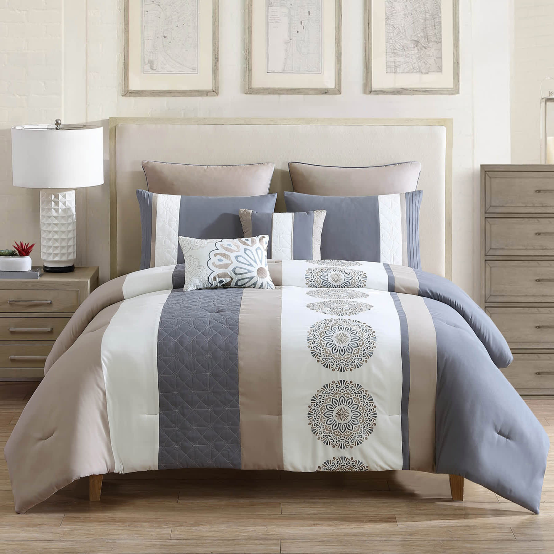 7-Piece Crentwood Multicolor Comforter Set, Full/Queen