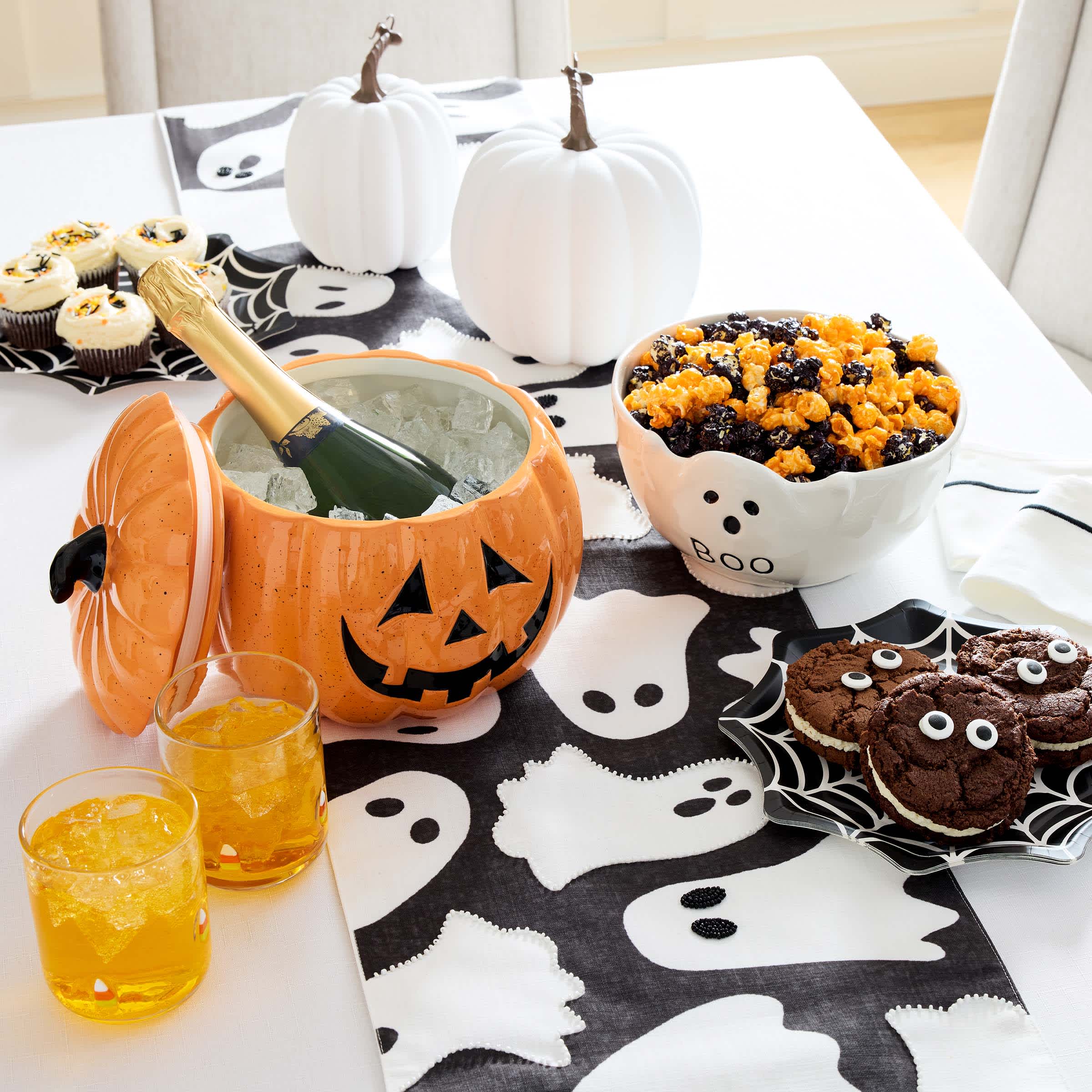 Happy Haunting Tossed Ghost Table Runner