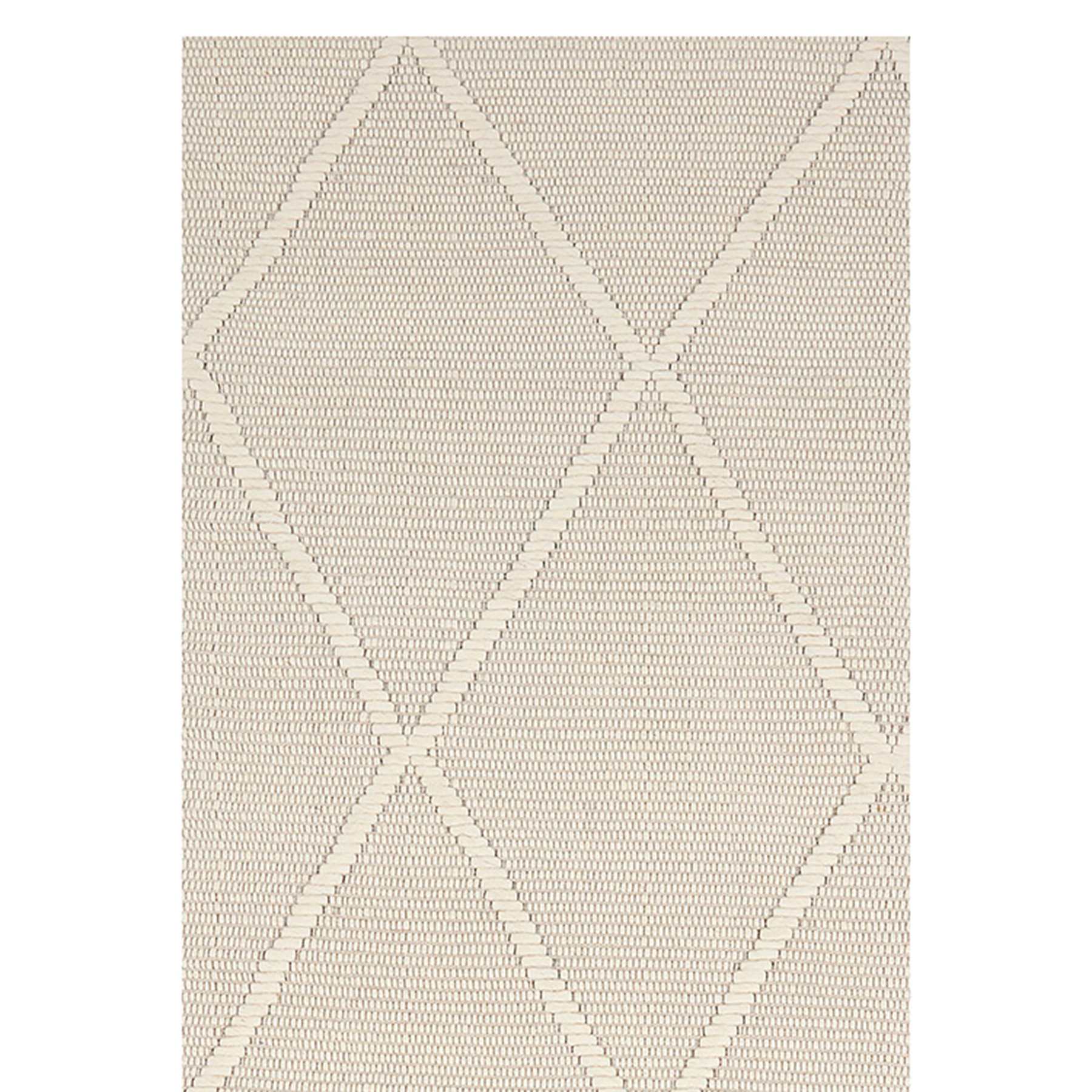 (B782) Wesley White Diamond Design Runner, 2x7