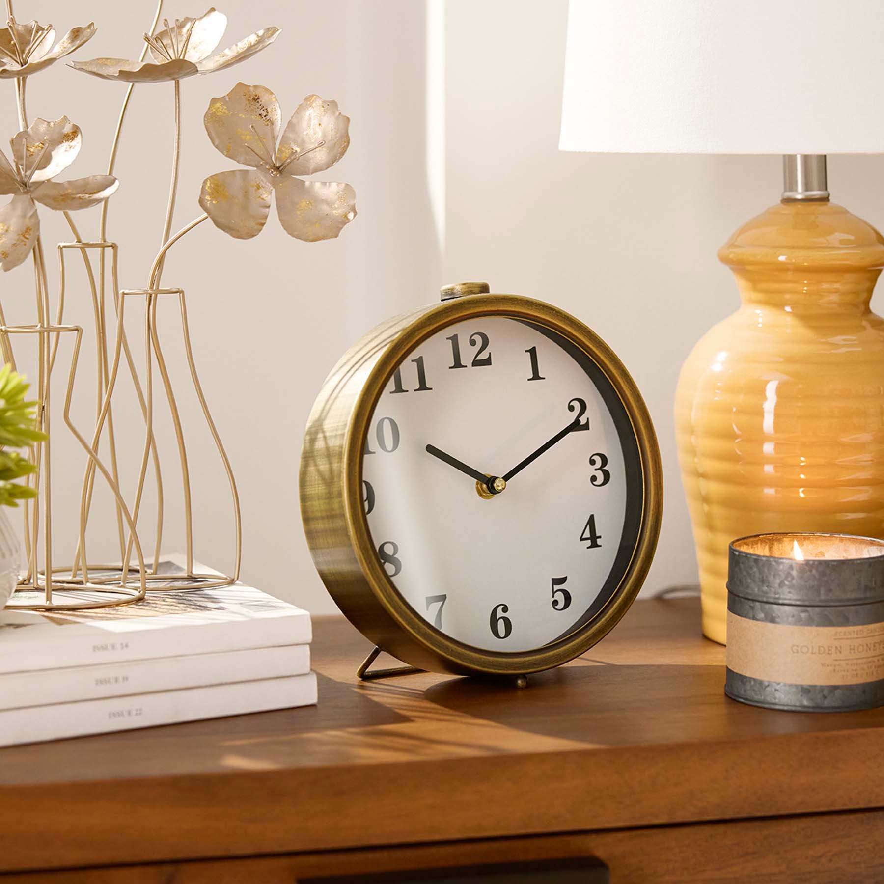 Gold Round Table Clock, 9"