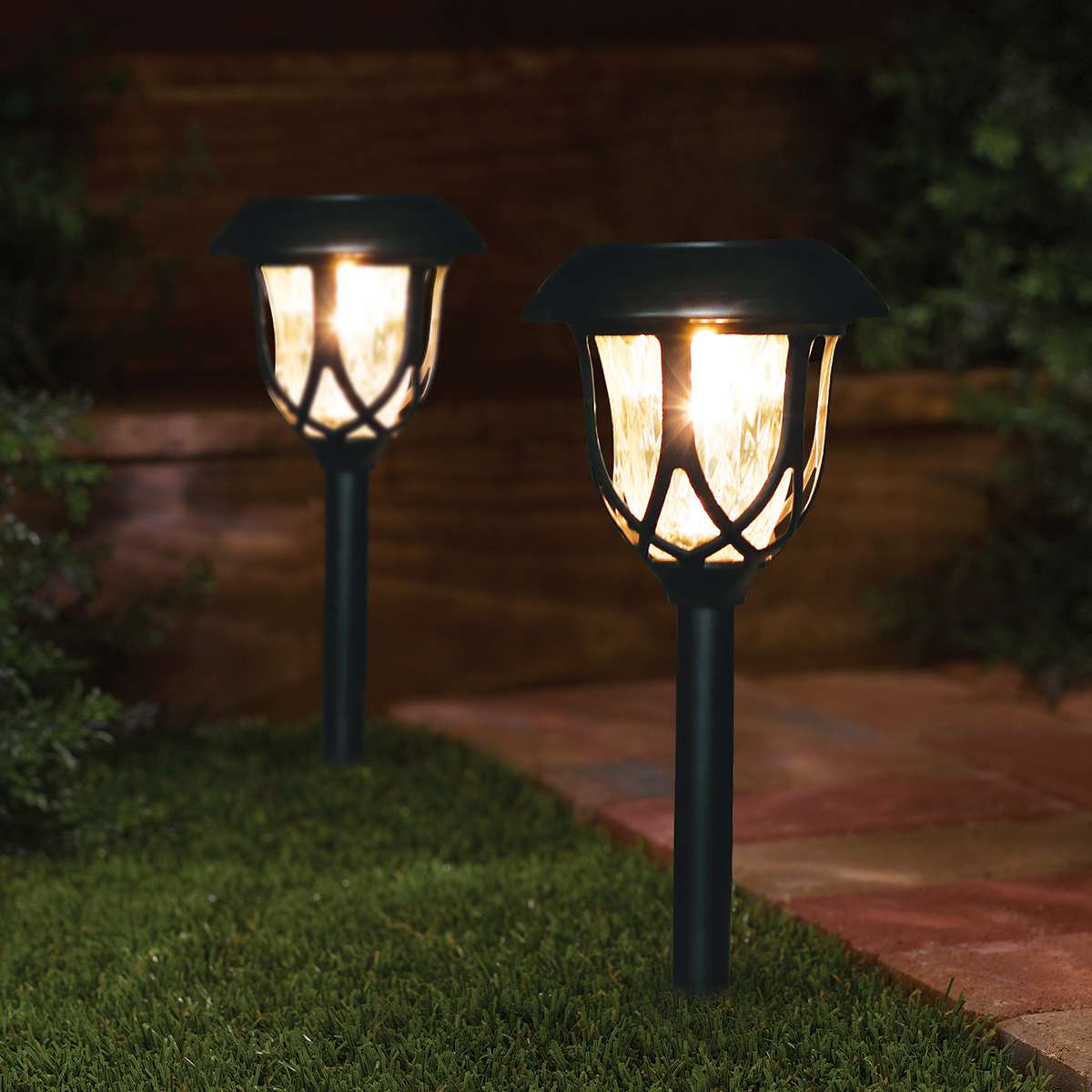 10-Lumen Solar Black Parisian Pathway Light