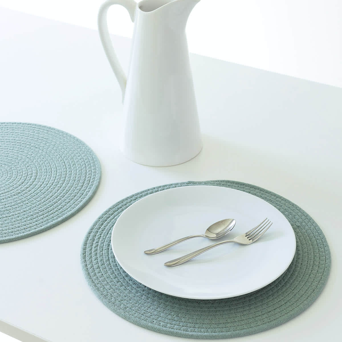 Avilla Eucalyptus Round Placemat, 15"