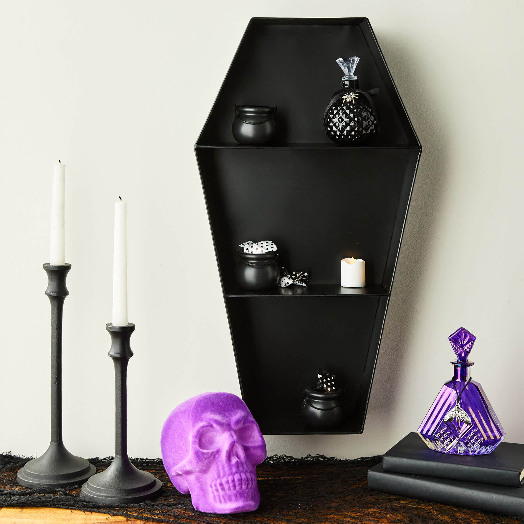 Hey Boo! Purple Flocked Skull, 6"