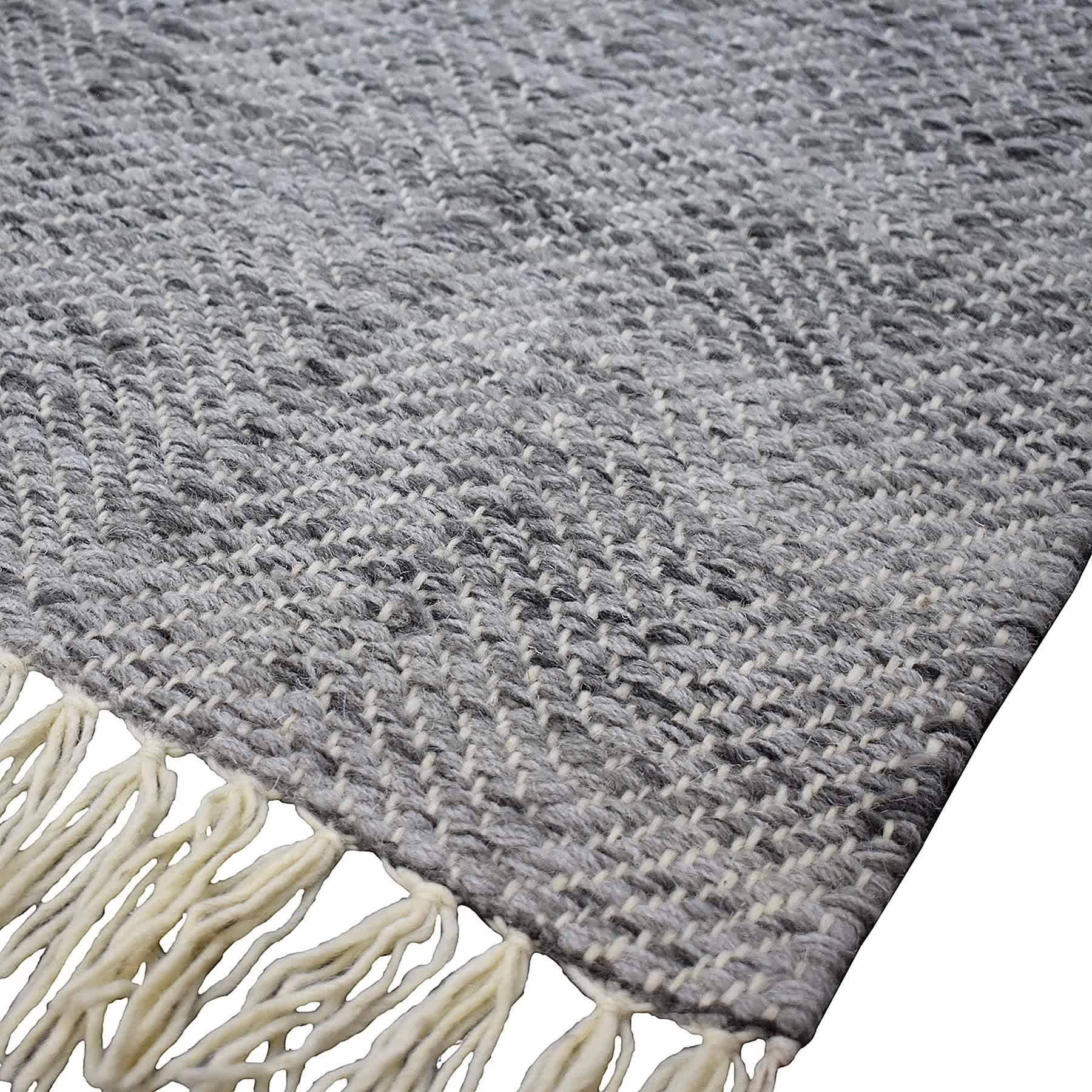 (B799) Crosby St. Grey Herringbone Accent Rug, 2x3