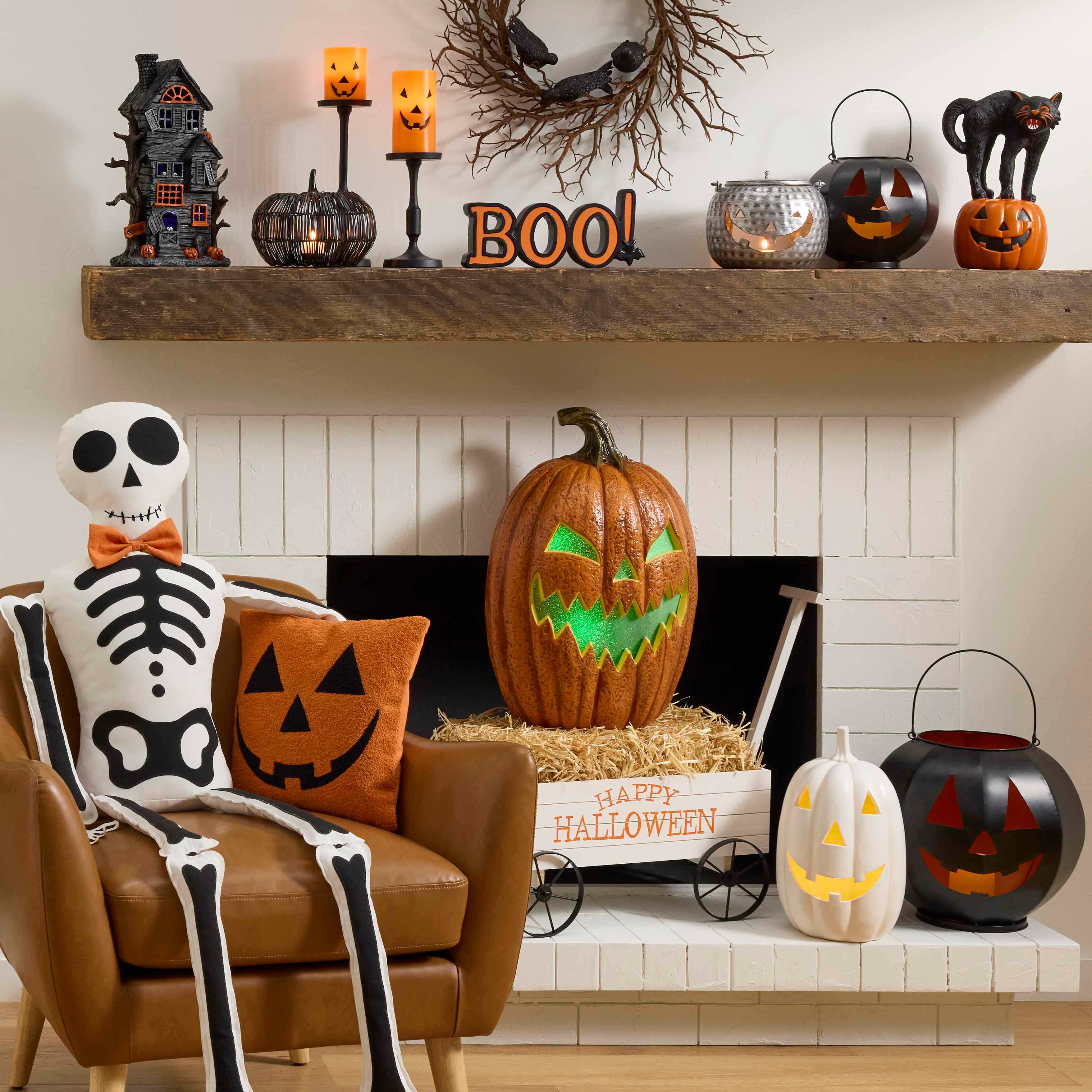 Happy Haunting Giant Jack-o'-Lantern Wall Plaque, 22.8"