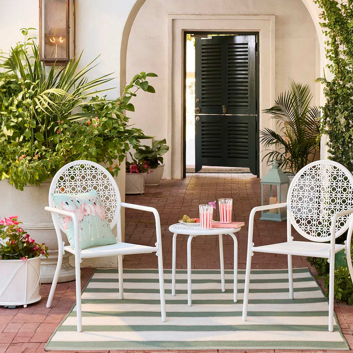 Providence White Round Metal Outdoor Planter, Small