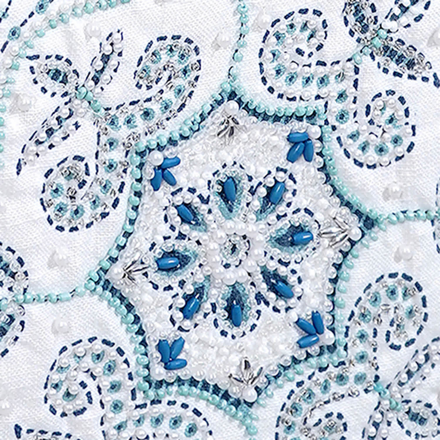 Blue & White Semi-Beaded Floral Print Table Runner, 36x13