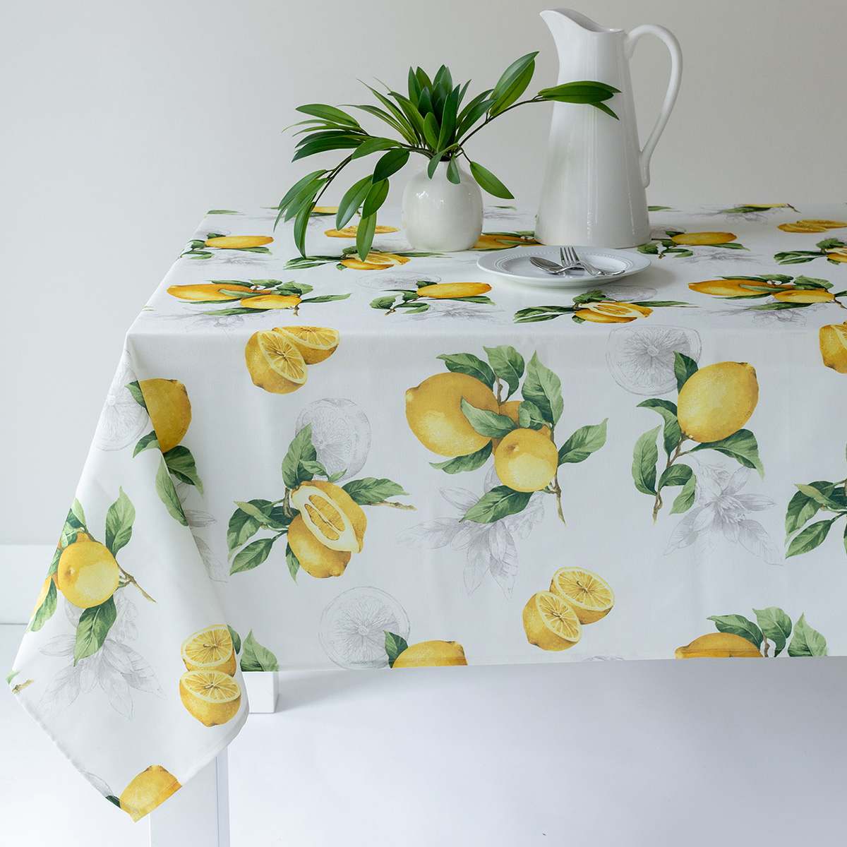 Limoncello Printed Spill-Proof Tablecloth, 60x104