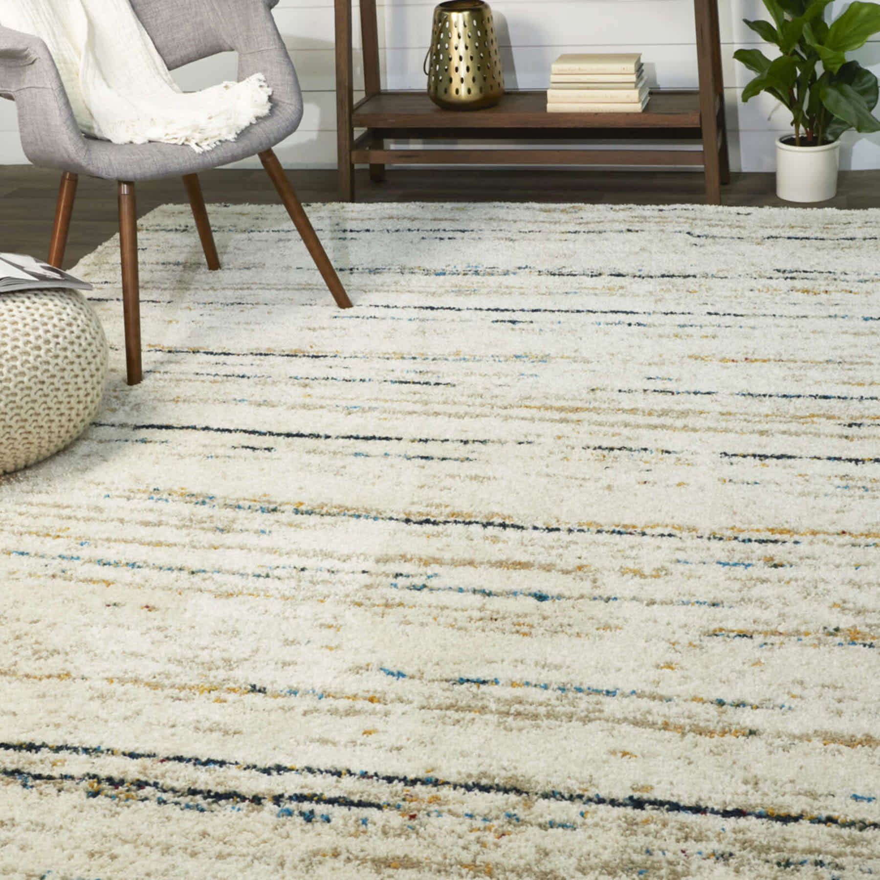 (C99) Sedona Ivory Abstract Design Shag Area Rug, 5x7