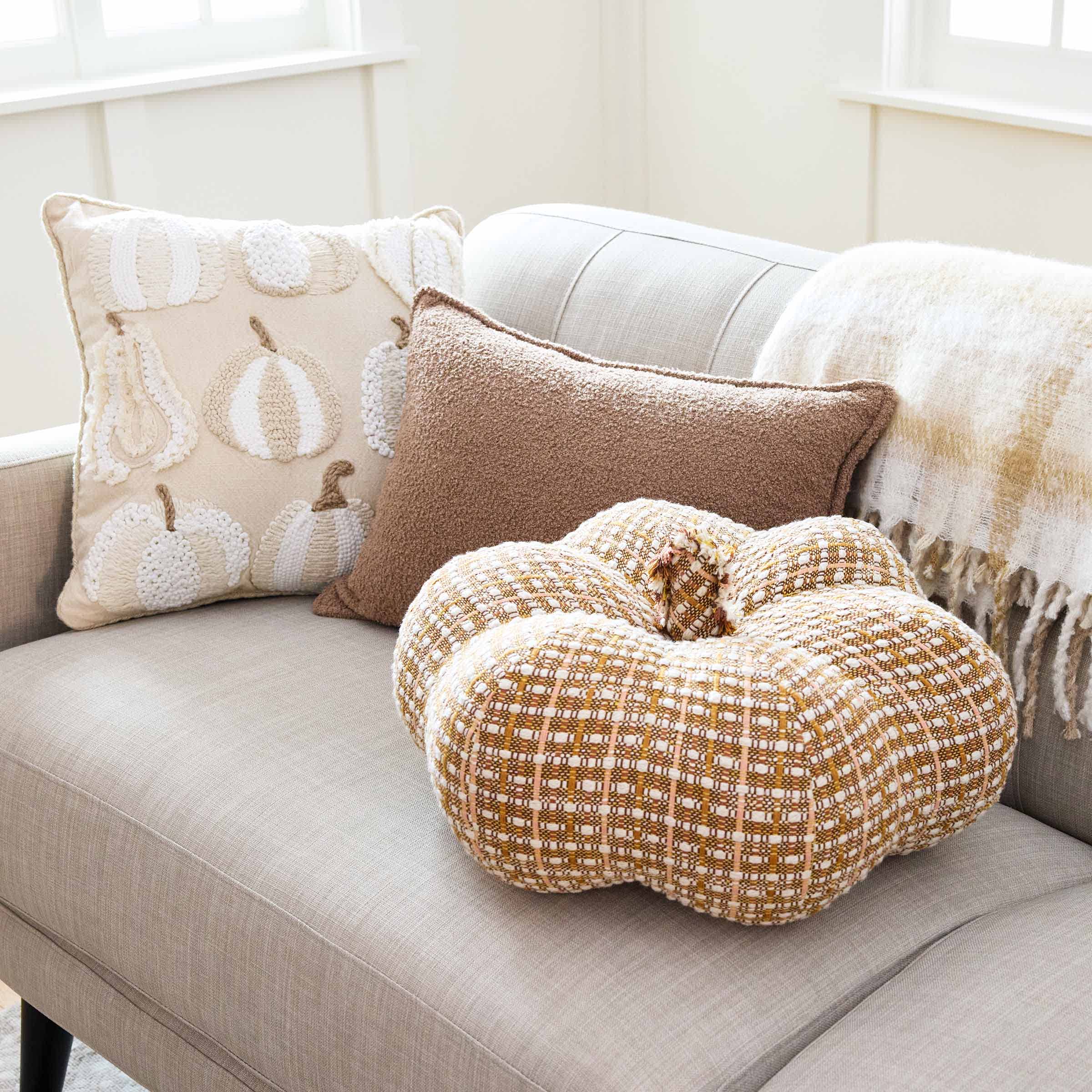 Yarn Dyed Woven Pumpkin Shaped Throw Pillow