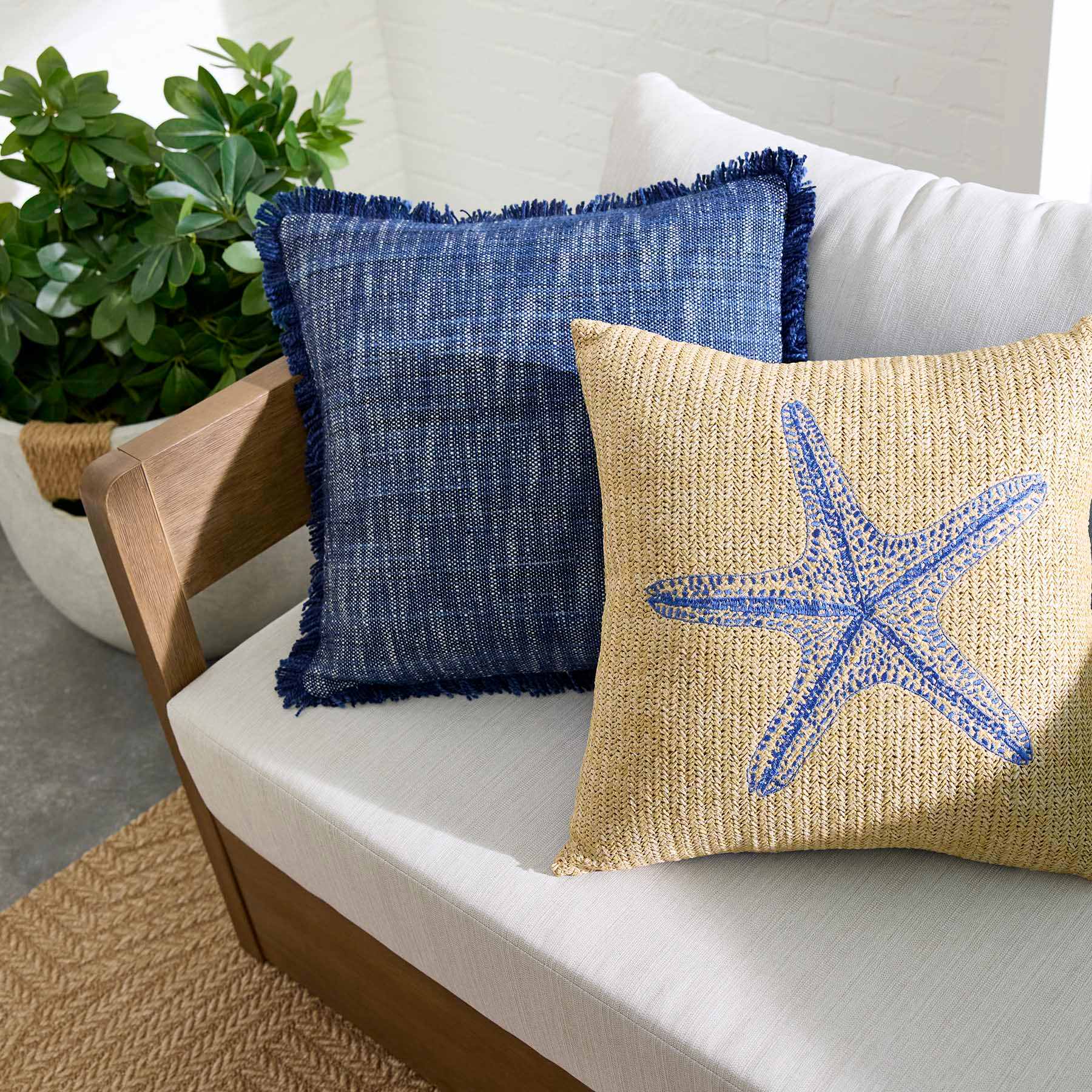 Honeybloom Starfish Hermosa Outdoor Throw Pillow, 18"
