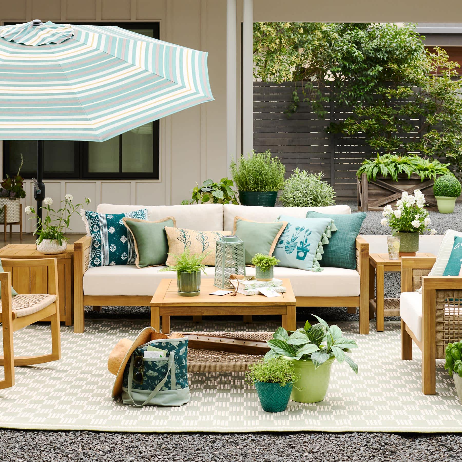 Honeybloom Dark Green Solid Woven Outdoor Throw Pillow, 18"