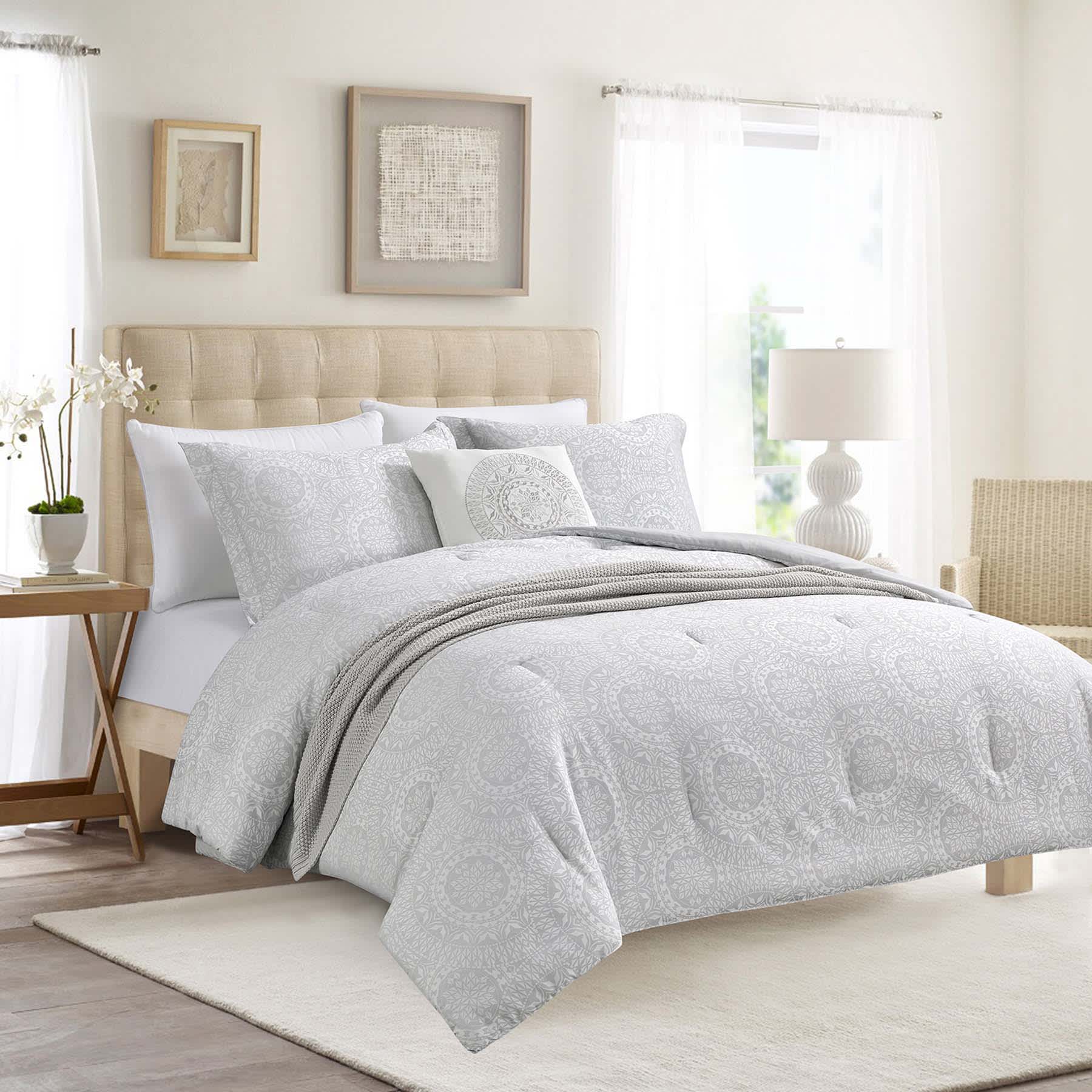 Found & Fable 5-Piece Medallion Printed Comforter Set, King