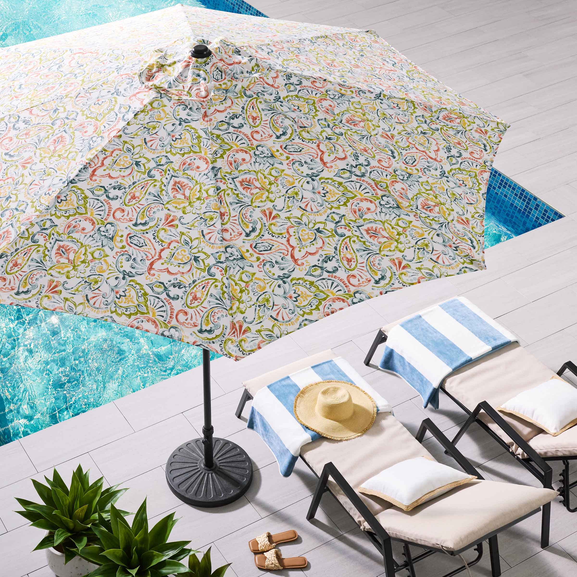 Malitta Billard Crank & Tilt Round Patio Umbrella, 9'