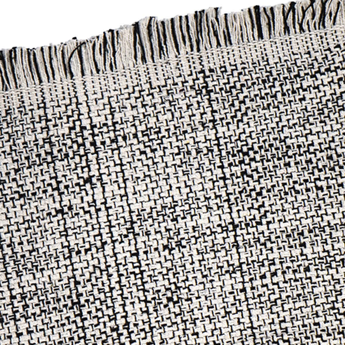 Set of 4 White & Black Mix Yarn Dyed Placemats With Fringe, 13x19