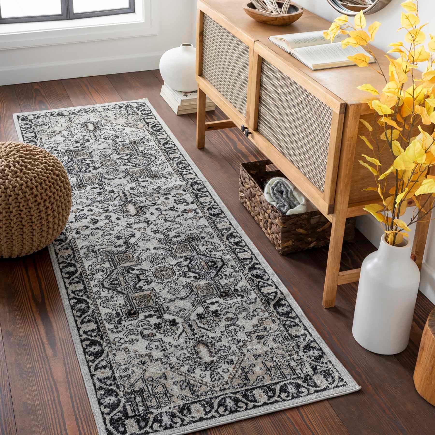 (D600) Lavadora Black & Taupe Medallion Washable Runner, 2x7