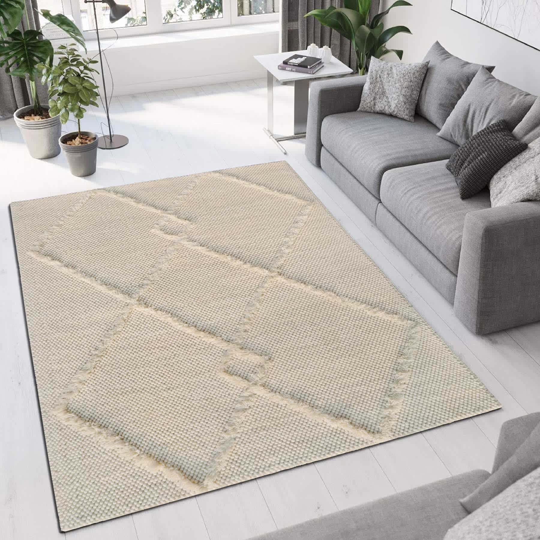 (A514) Found & Fable Ivory Diamond Patterned Wool Area Rug, 5x7