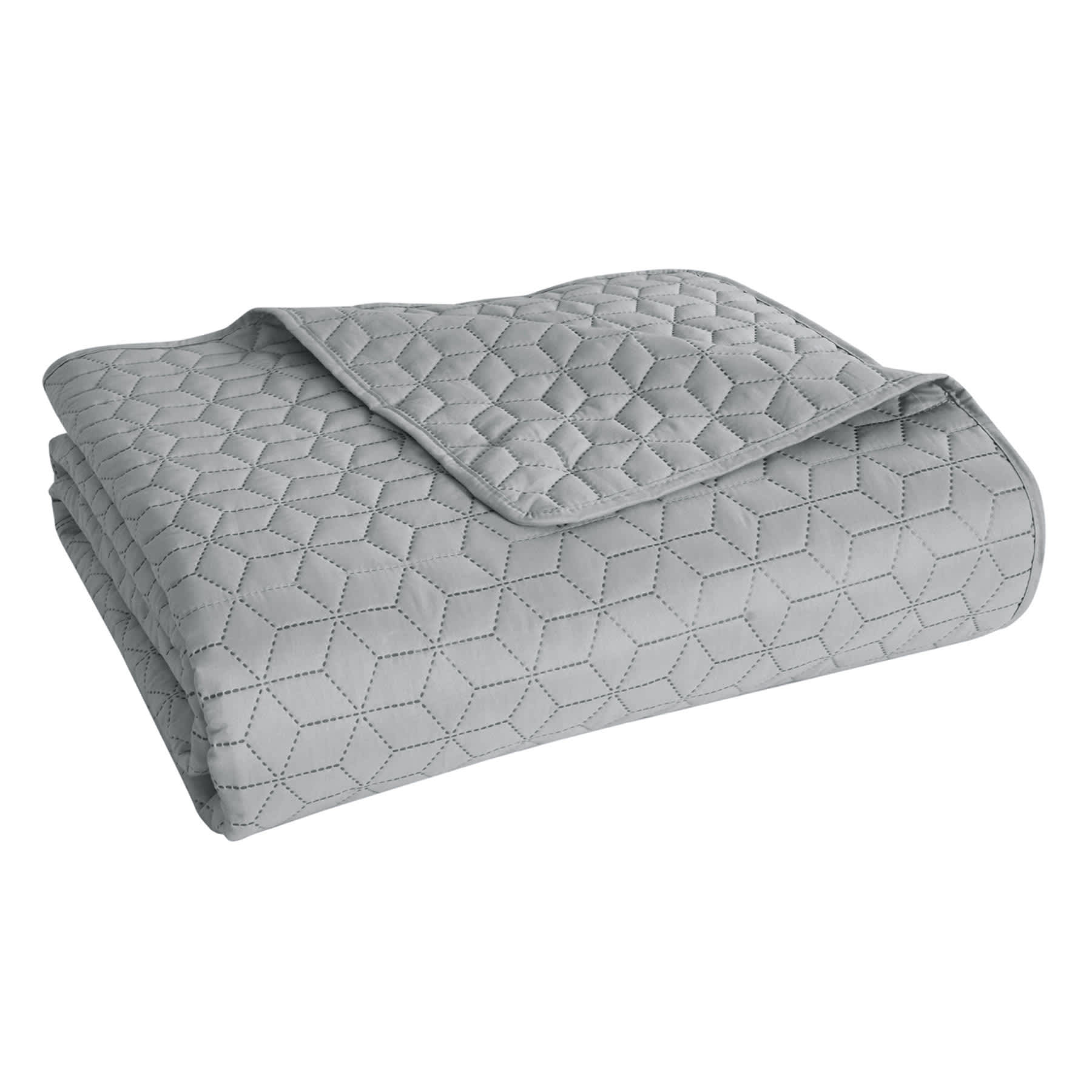 Grey Geometric Pinsonic Quilt, King