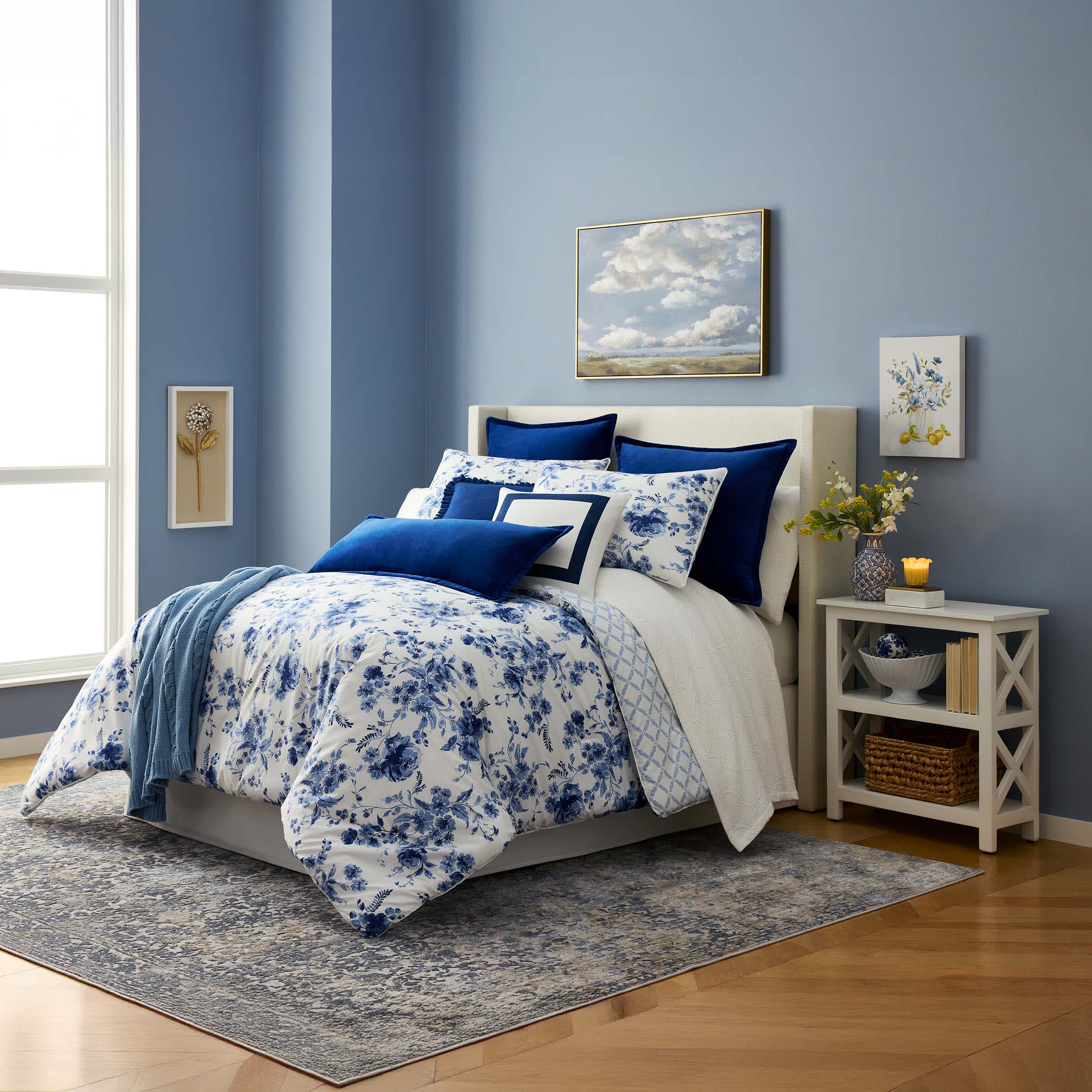 Providence Navy Blue Bedding Set