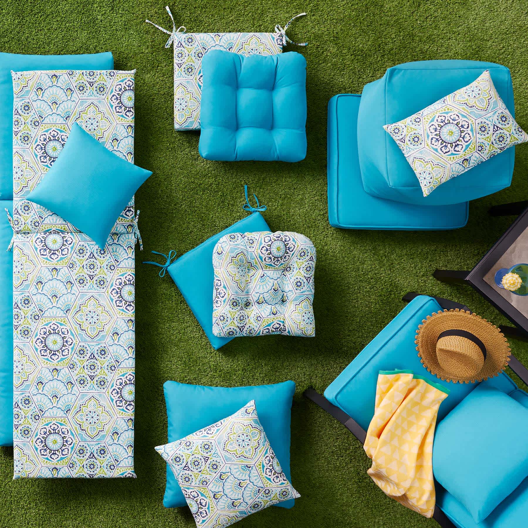 Turquoise Canvas Outdoor Wicker Settee Cushion