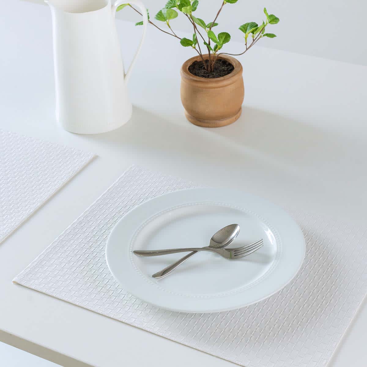 Allegro White Faux Leather Placemat, 13x18