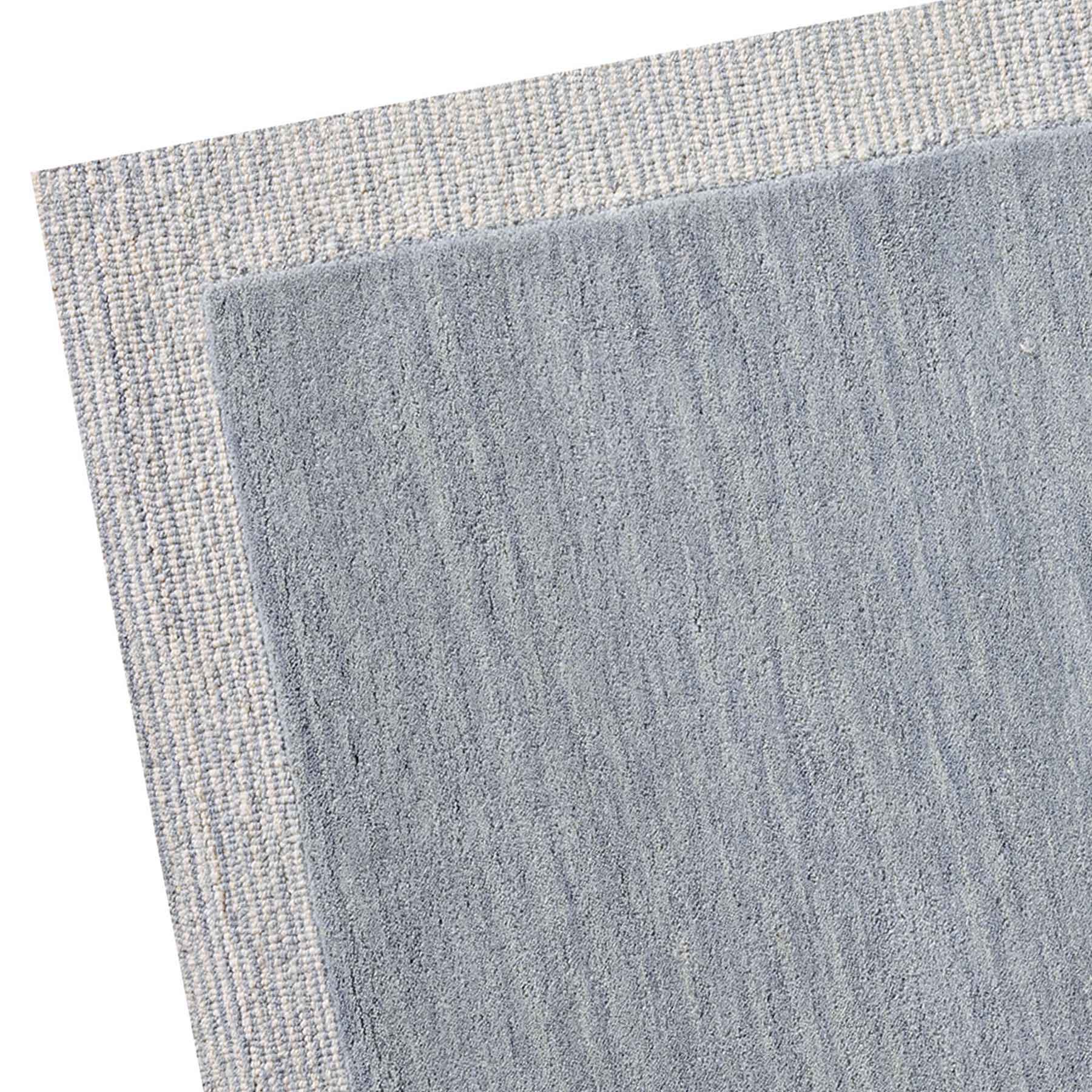 (A529) Linwood Blue Tufted Area Rug with Border, 3x5