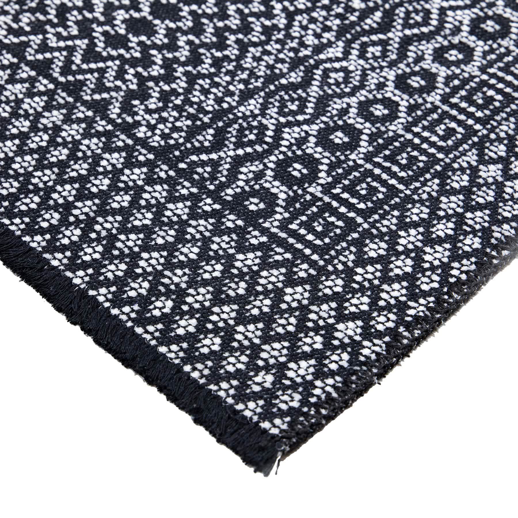 (B840) Found & Fable Bodrum Grey Tribal Medallion Runner, 2x6