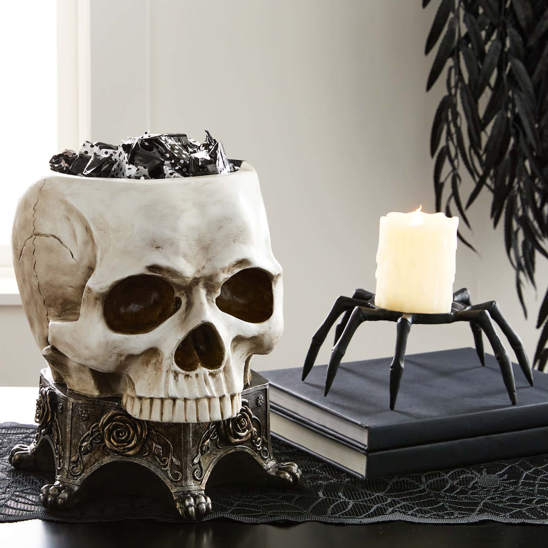 Midnight Shadows Skull Pot, 12"
