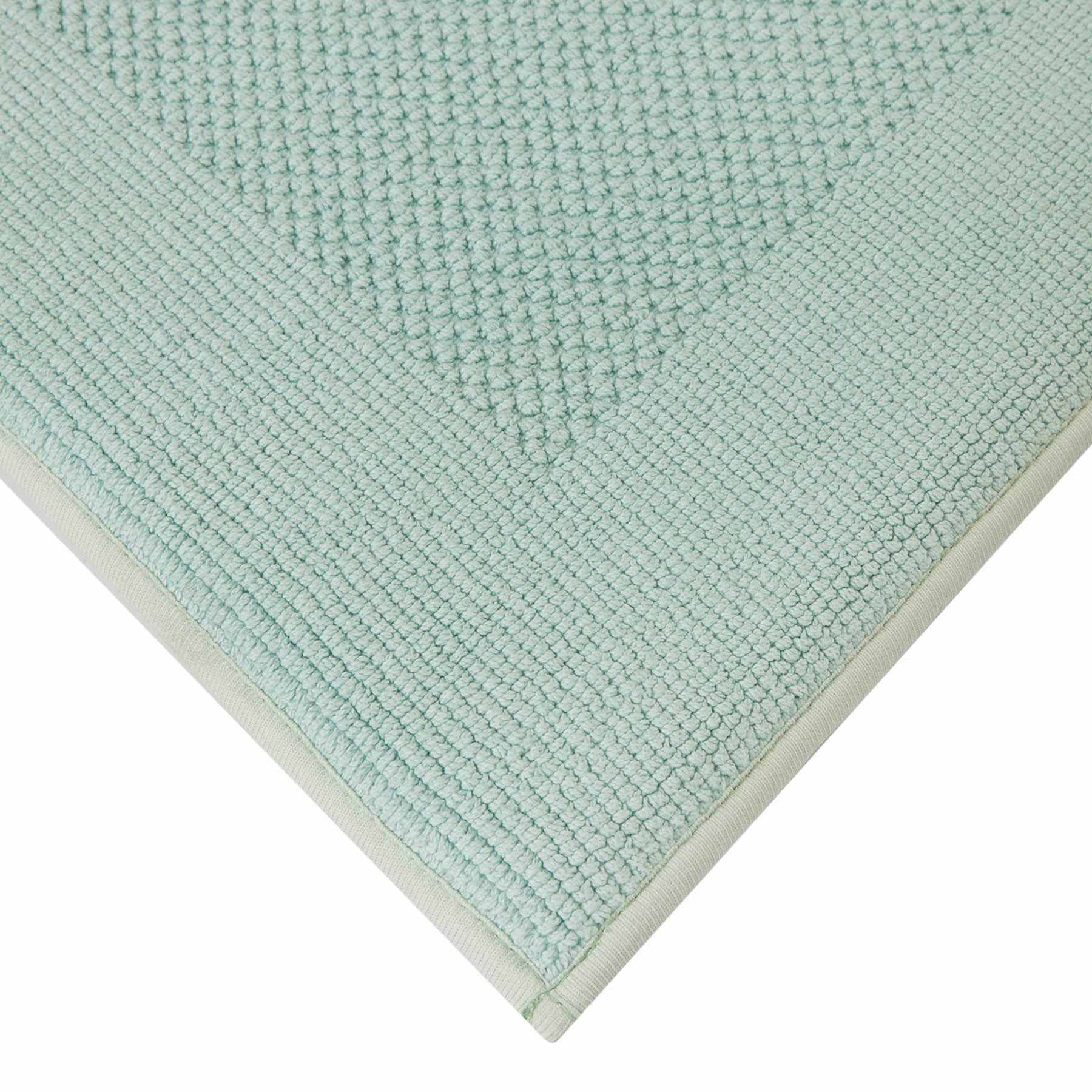 Providence Sea Green Waffle Border Memory Foam Bath Rug, 20x30