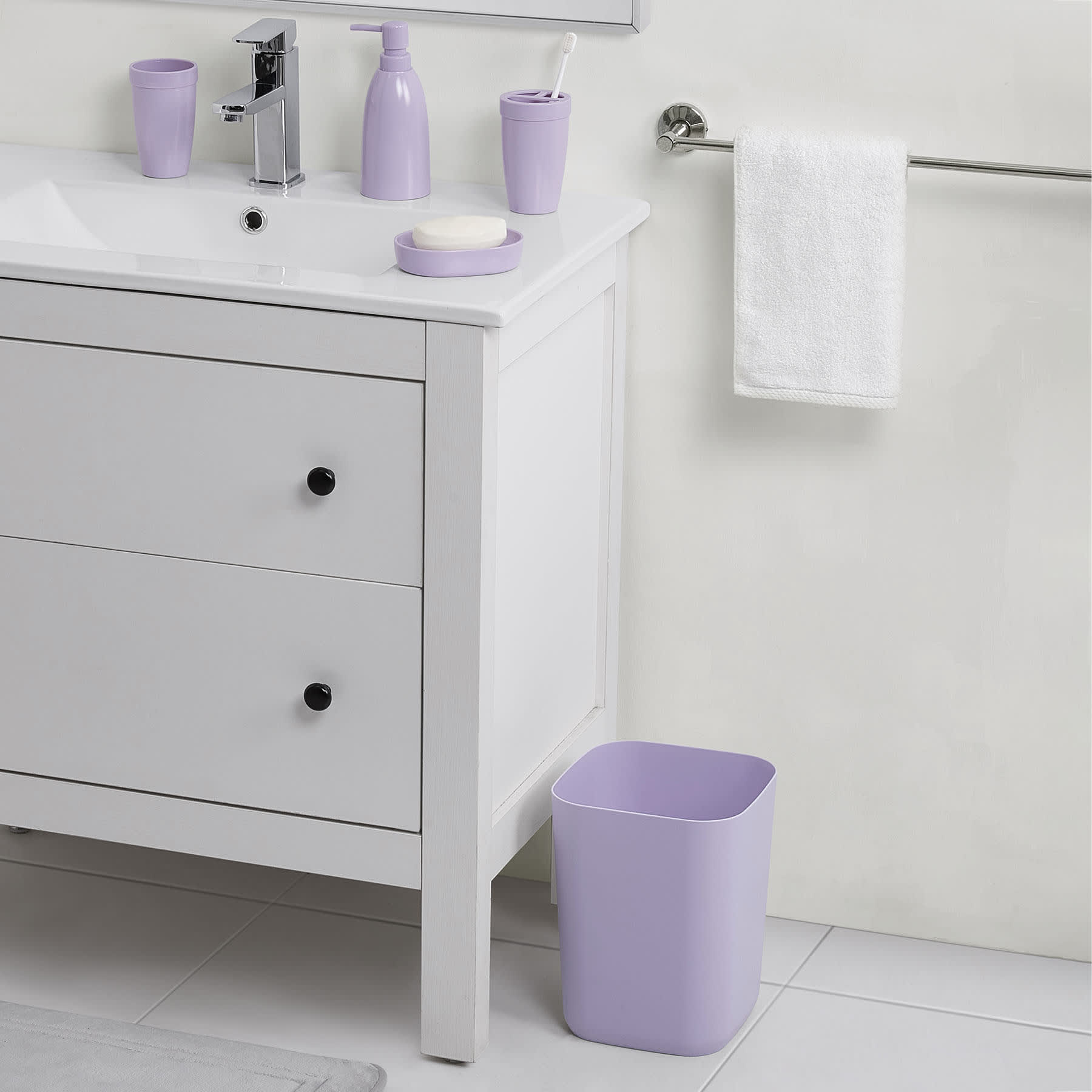 Tiny Dreamers 5-Piece Purple Bath Accessory Set