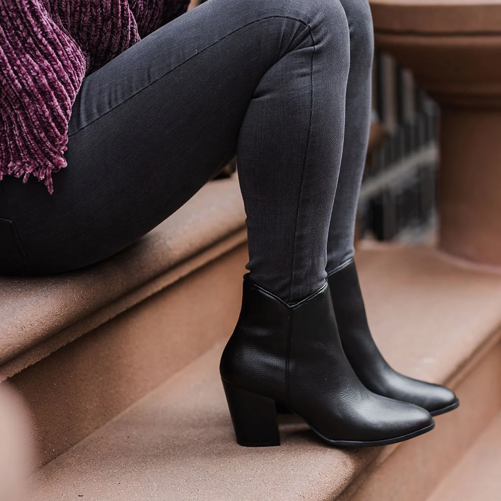 Uptown | Black Vegan - Thursday Boots