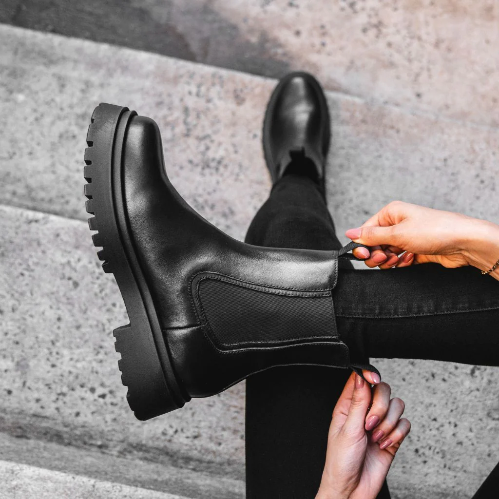 Legend Platform | Black - Thursday Boots