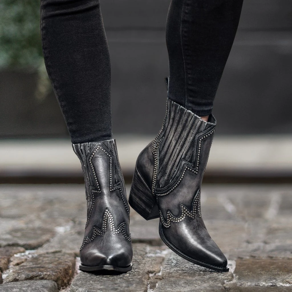 Icon | Distressed Grey - Thursday Boots