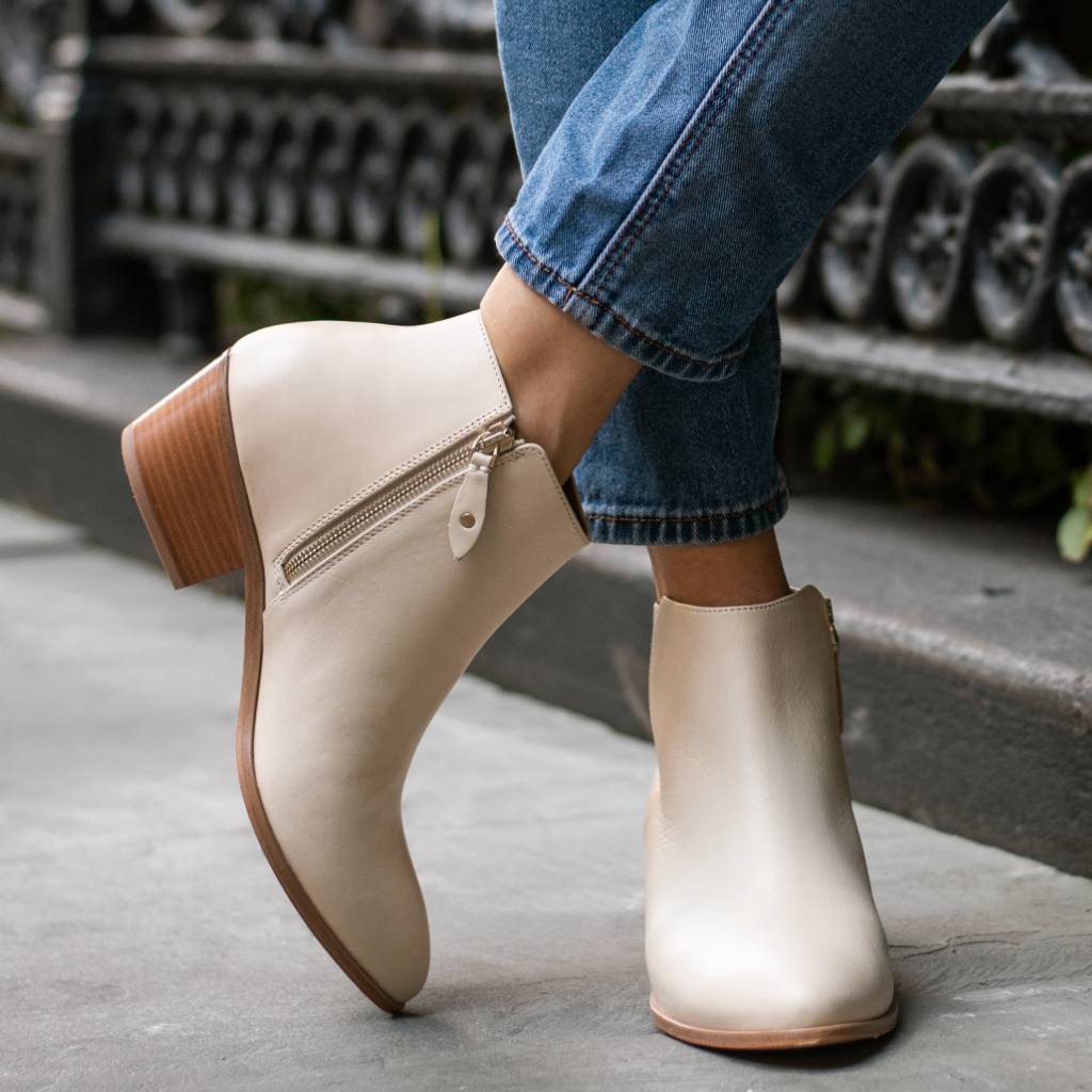 Downtown | Beige - Thursday Boots