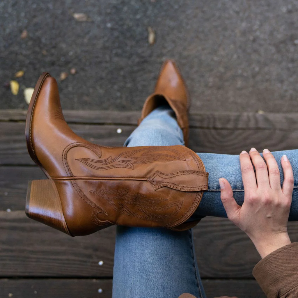 Sierra | Tan - Thursday Boots
