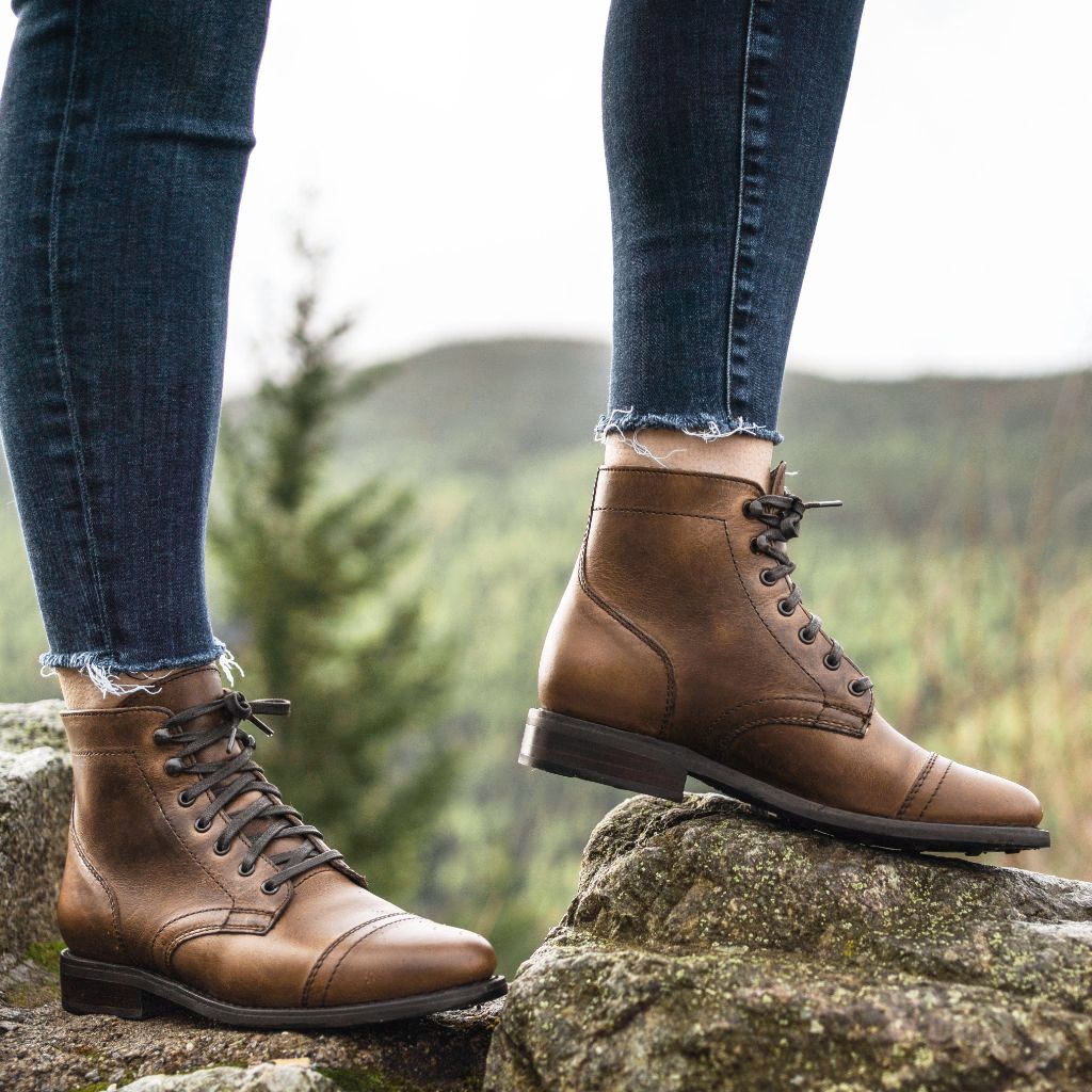 Captain | Natural - Thursday Boots