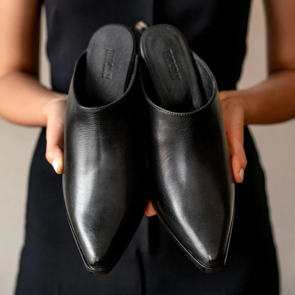 Summer | Black - Thursday Boots