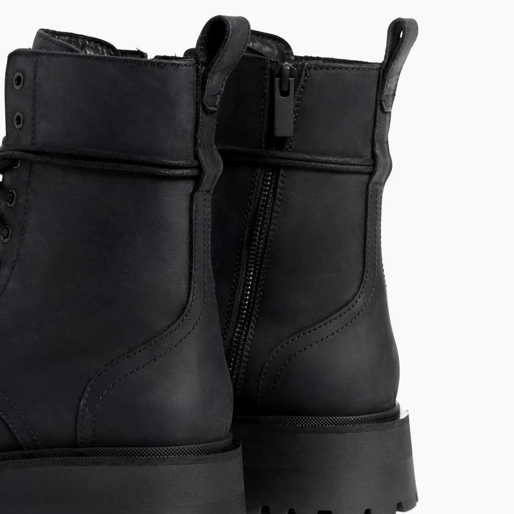 Quest | Black Matte - Thursday Boots