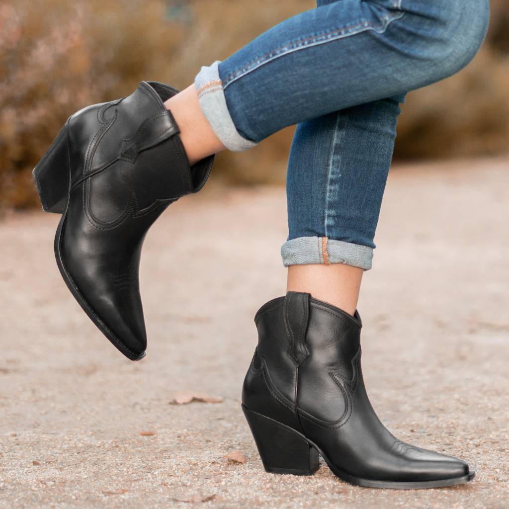 Indio | Black - Thursday Boots