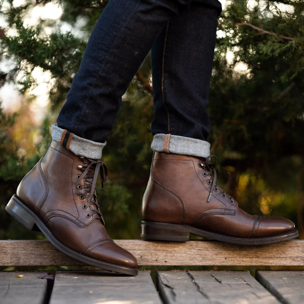 Captain | Old English - Thursday Boots