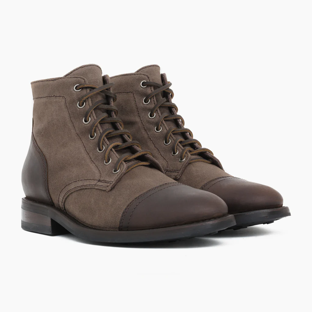 Captain | Dark Oak