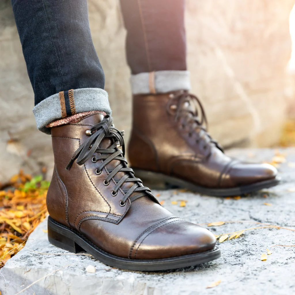 Captain | Old English - Thursday Boots