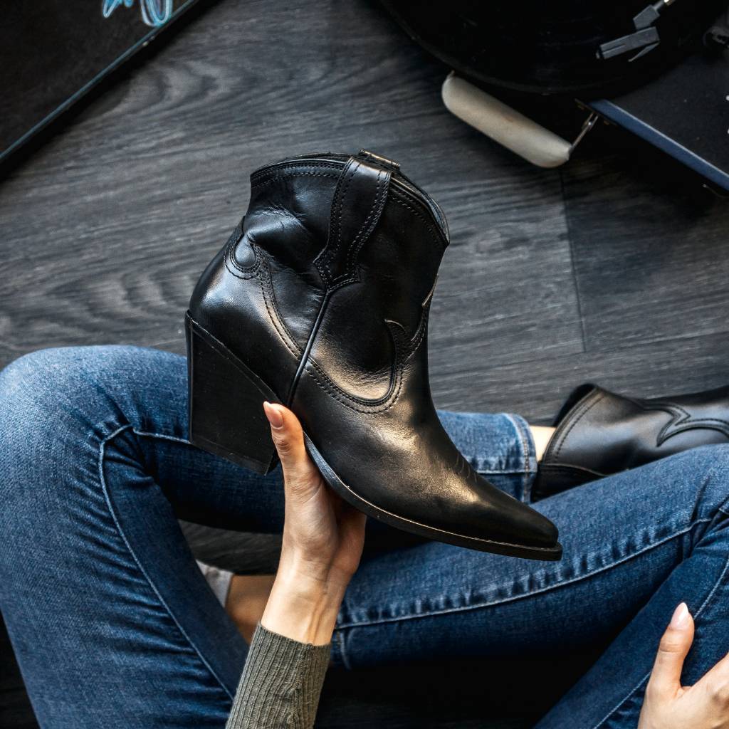 Indio | Black - Thursday Boots