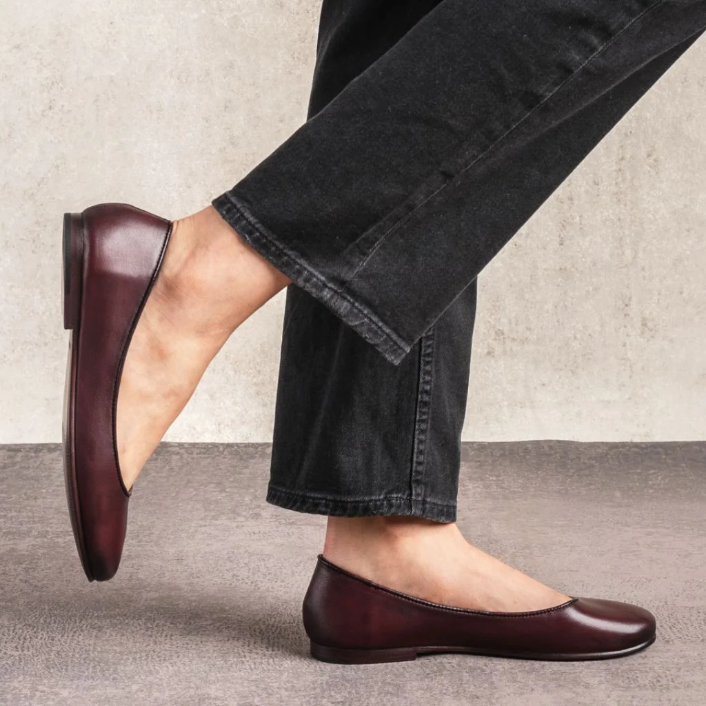 Feliz | Wine - Thursday Boots