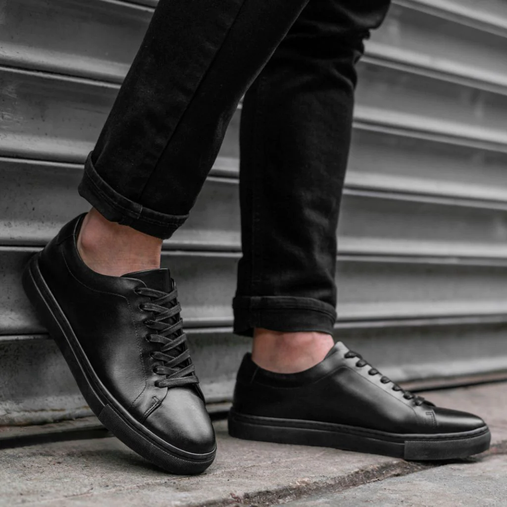Encore | Jet Black - Thursday Boots