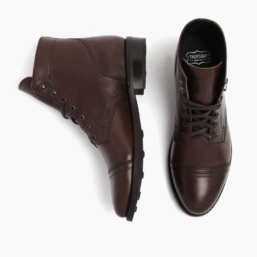Captain | Old English - Thursday Boots