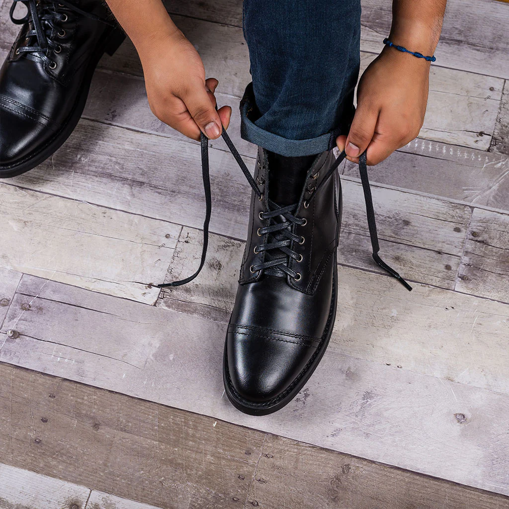 Flat Waxed Cotton Laces | Black - Thursday Boots