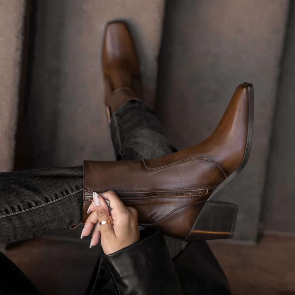 Soho Zip | Chocolate - Thursday Boots