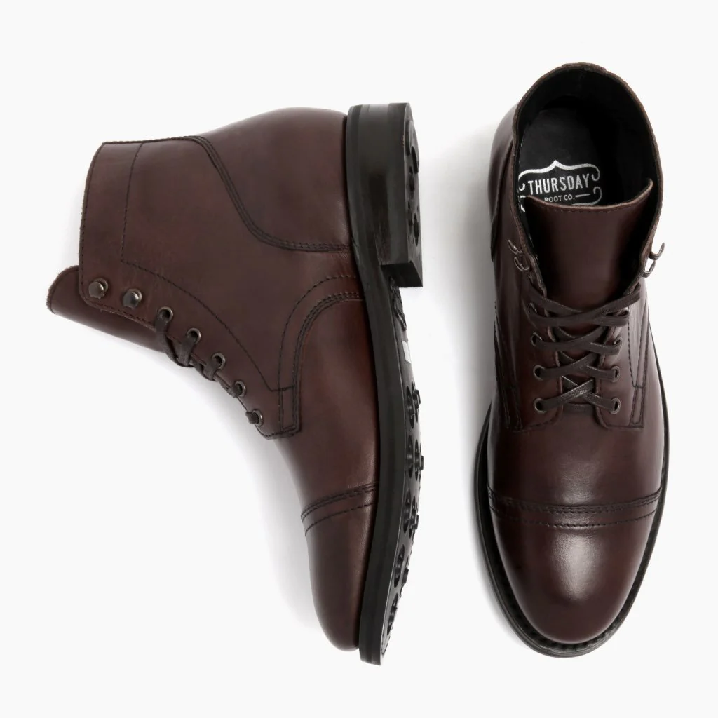 Captain | Old English - Thursday Boots